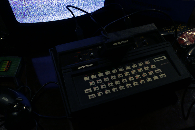 Illustration for article titled The Joys of Retro Gaming: A Photo Collection